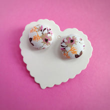 White and Purple, Floral, Fabric Button, Stud Earrings, Large pair, Beige Gardenia