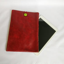 Bordeaux vinyl iPad Sleeve case (iPad Air 2/ iPad mini)