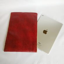 Bordeaux vinyl iPad Sleeve case (iPad Air 2/ iPad mini)