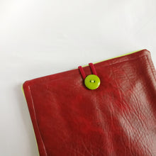 Bordeaux vinyl iPad Sleeve case (iPad Air 2/ iPad mini)