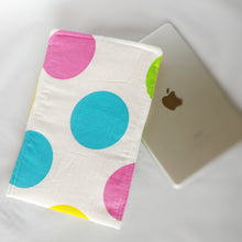 White colourful Polka-dot iPad Sleeve case (iPad Air 2/ iPad mini)