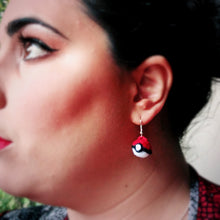 Short Pokeballs Felt Dangle Earring