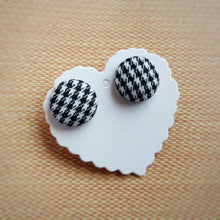 Black and White, Houndstooth, Dogstooth, Pied-de-poule, Fabric Button, Stud Earrings, Large pair